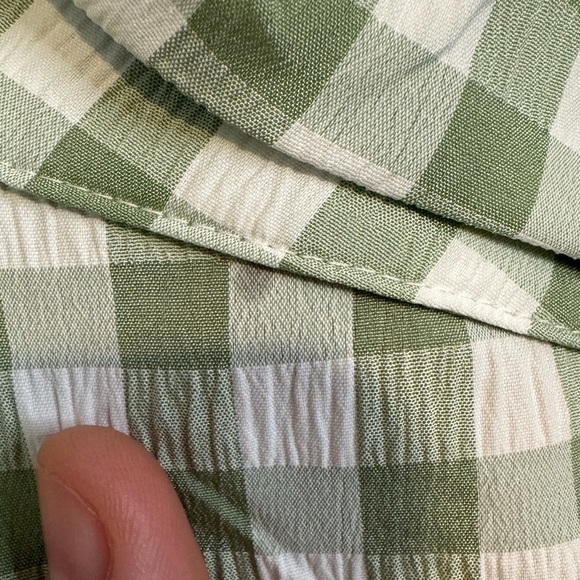 SHEIN Green & White Gingham Print Twist Front Puff Sleeve Crop Top Size 11-12Y☀️ - Picture 16 of 17